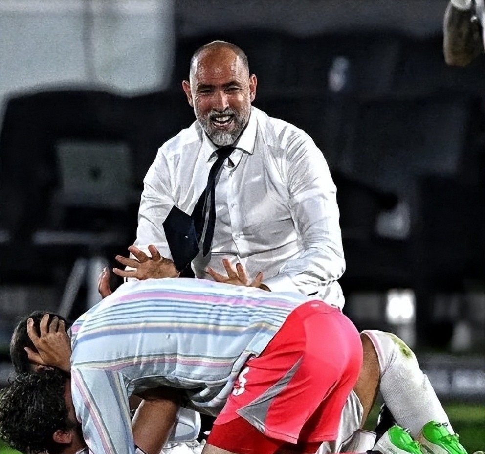 kaiyun网站-关于意甲清晨再迎强敌，巴塞罗那单刀错失，主帅态度——管理层满意，赛程密集仍需轮换的信息