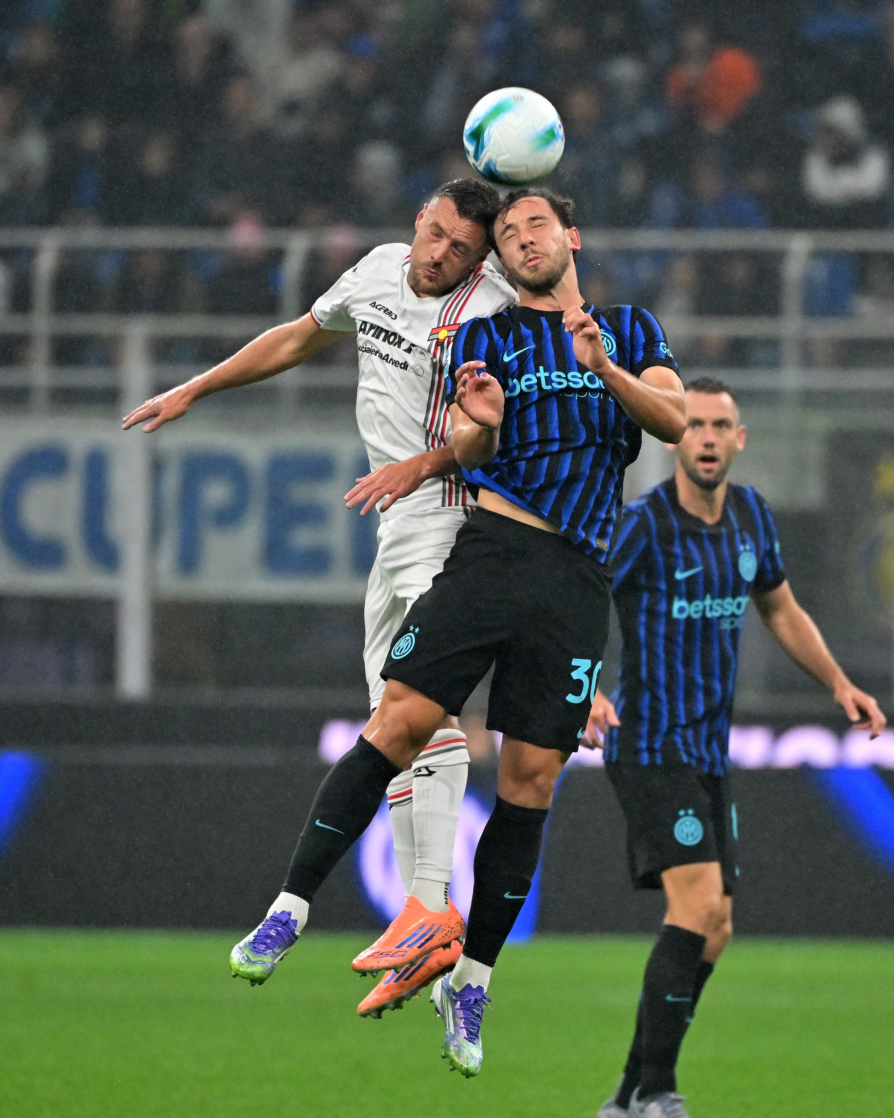 国际比赛日欧超杯焦点战,AC米兰刷新队史纪录,悬念犹存,资深球员宣示担当的简单介绍 国际比赛日欧超杯焦点战,AC米兰刷新队史纪录,悬念犹存,资深球员宣示担当的简单介绍